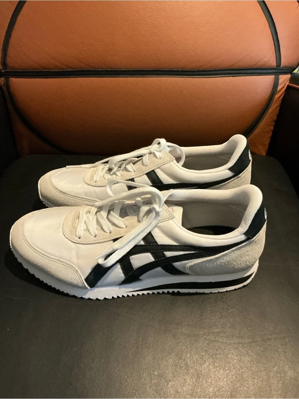 Onitsuka Tiger by Asics low profile